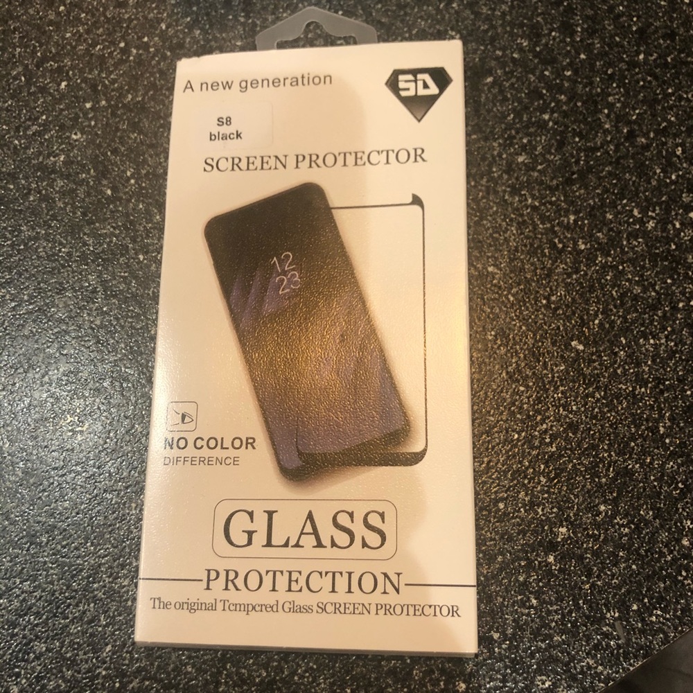 Samsung Galaxy S 6 screen protectors (4)